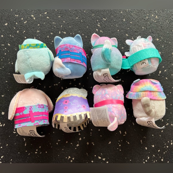 Squishville Set of 8 Assorted Series - NWT - Picture 2 of 3